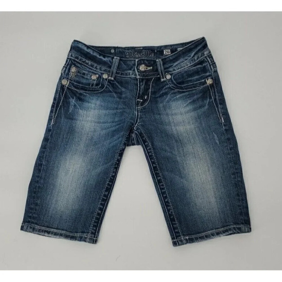 MISS ME Bermuda Jean Shorts Size 27 Blue Embroidered Studs Rhinestone Zip Fly - Picture 3 of 9